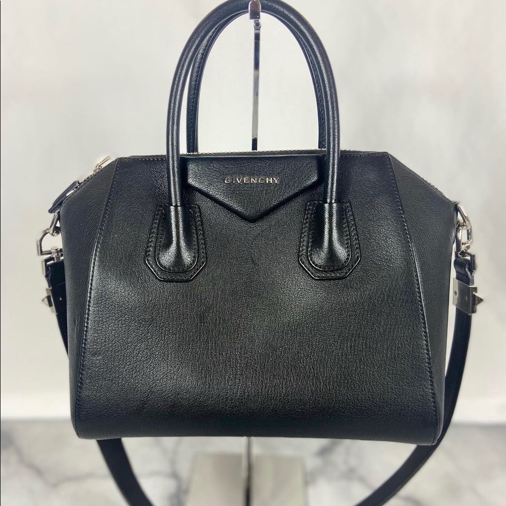Authentic Givenchy Medium Antigona bag